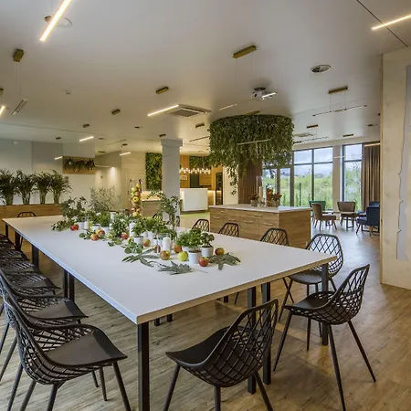 Hotel Bloom Airport Okecie Raszyn