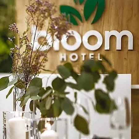 Hotel Bloom Airport Okecie 2*