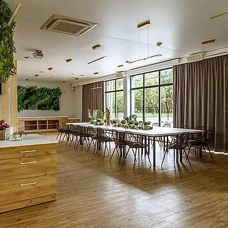 Bloom Airport Okecie Hotel Raszyn