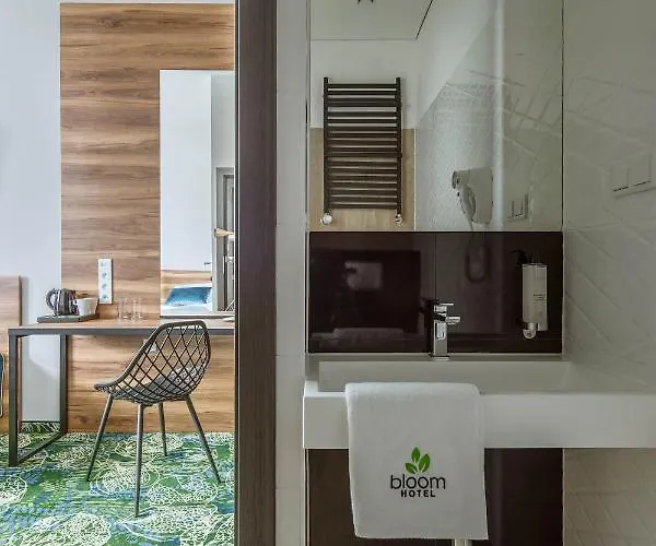 Hotel Bloom Airport Okecie