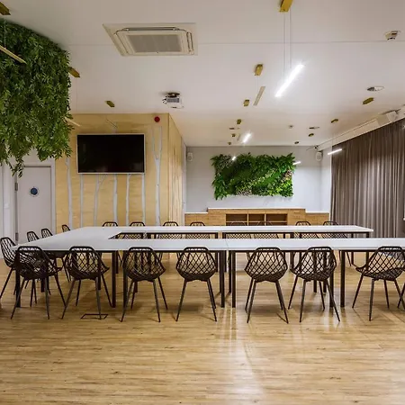 Hotell Bloom Airport Okecie 2*